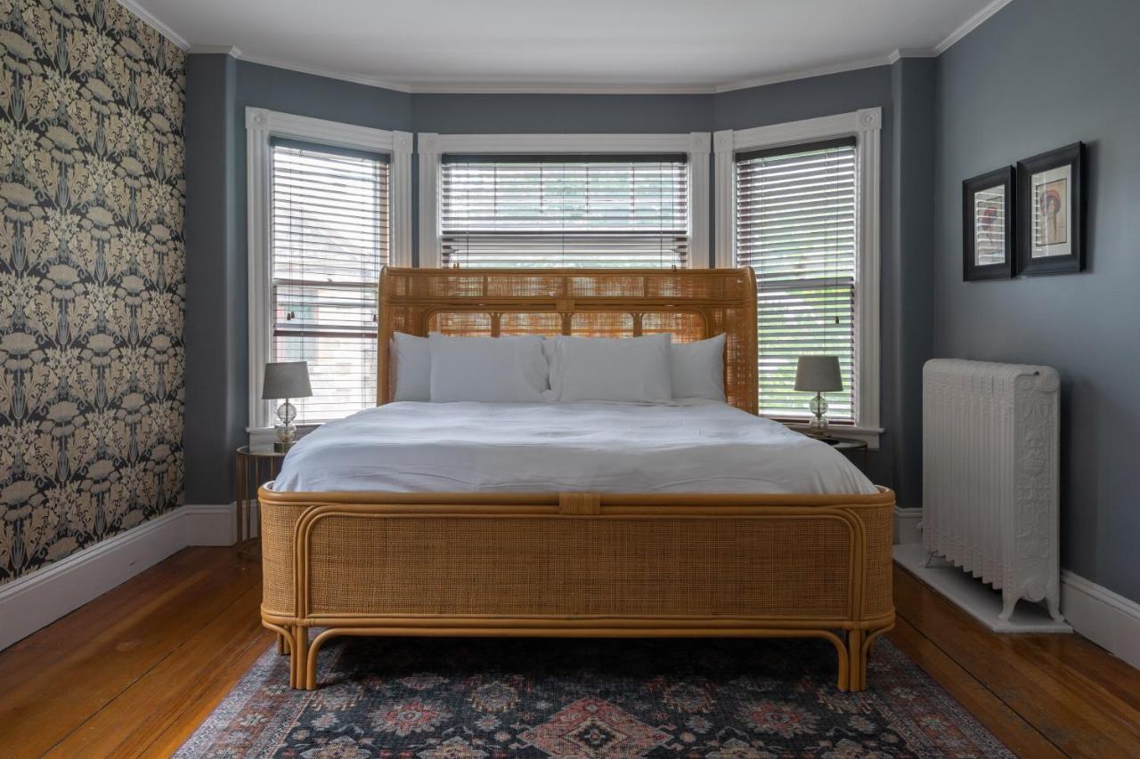 King Room with Balcony