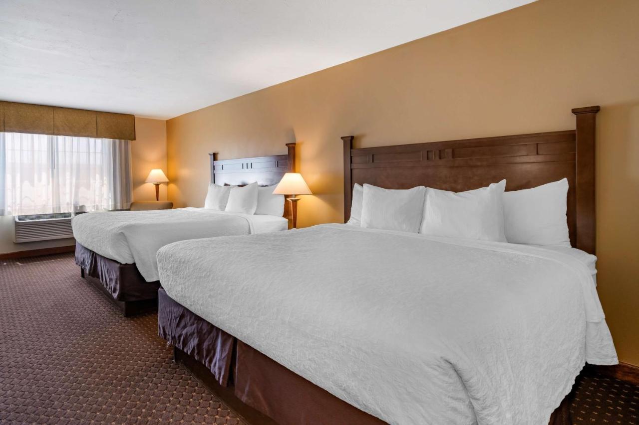 King Room with Two King Beds