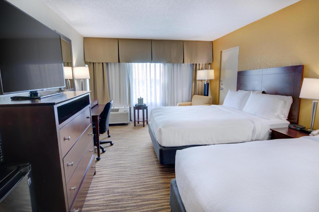 Standard Room,1329935471:JPEG