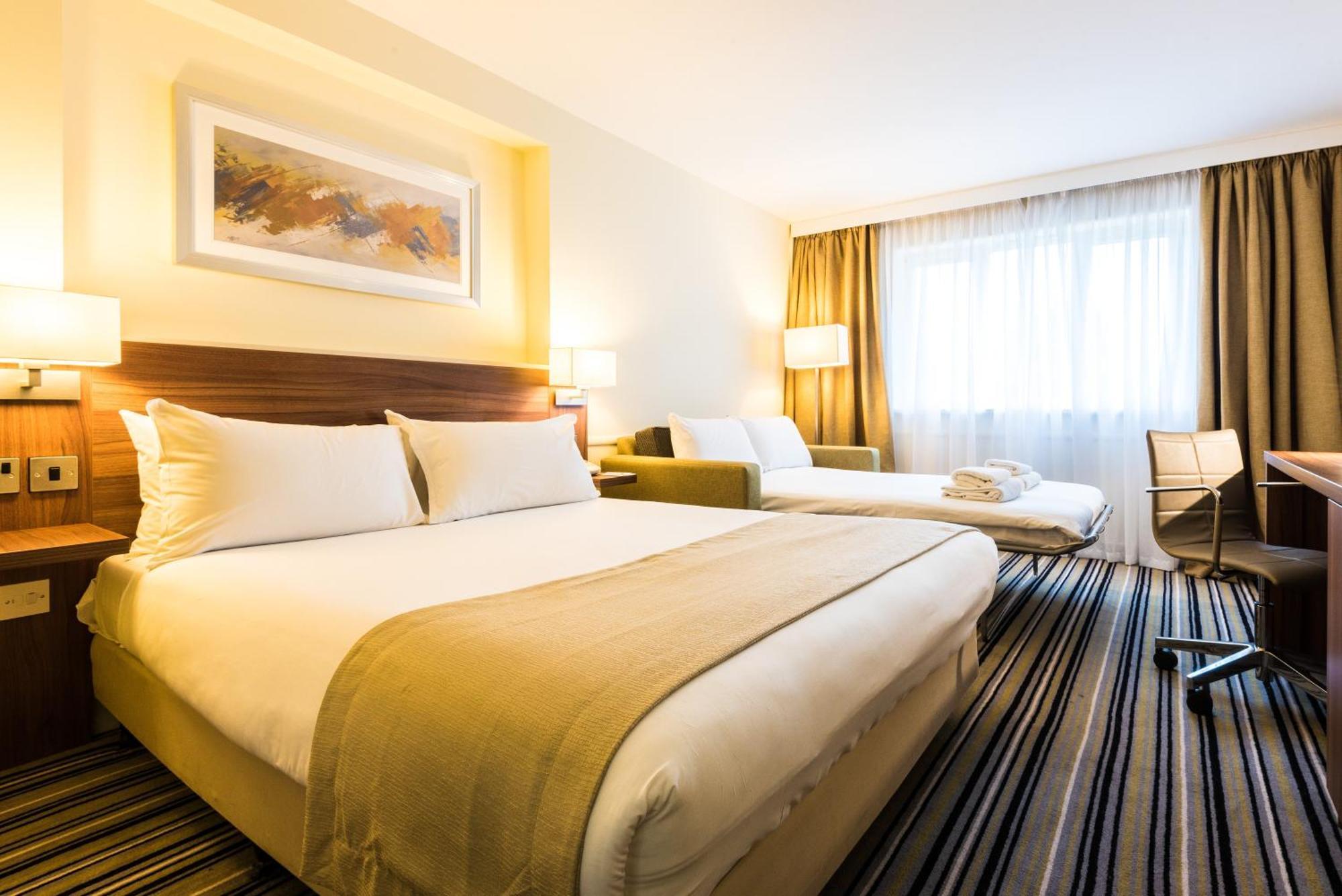 Double Room with One Single Bed and Single Sofa Bed