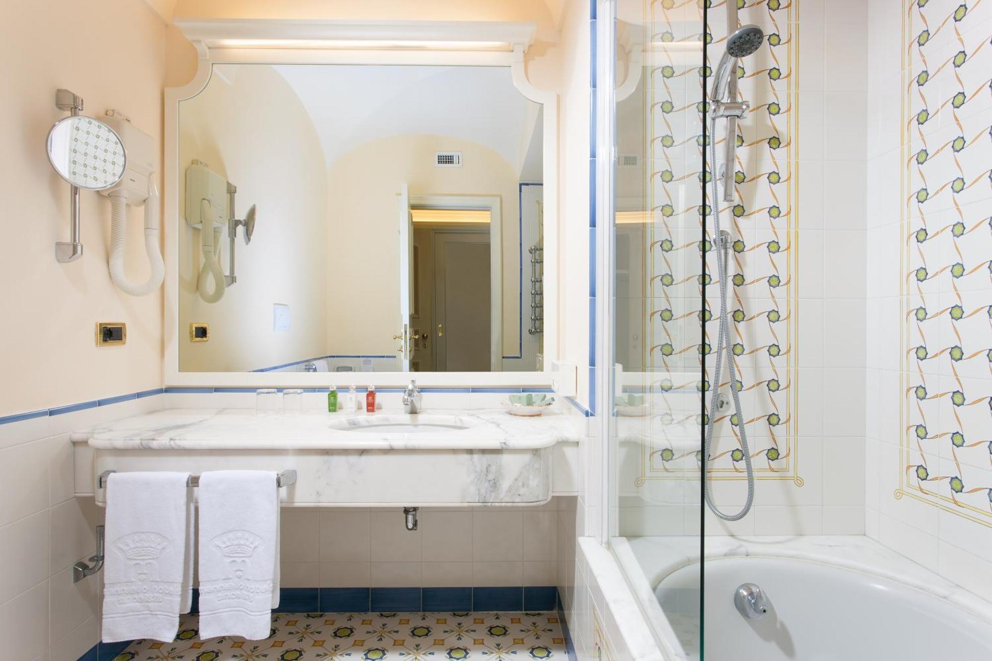 Prestige Double or Twin Room with Sea View