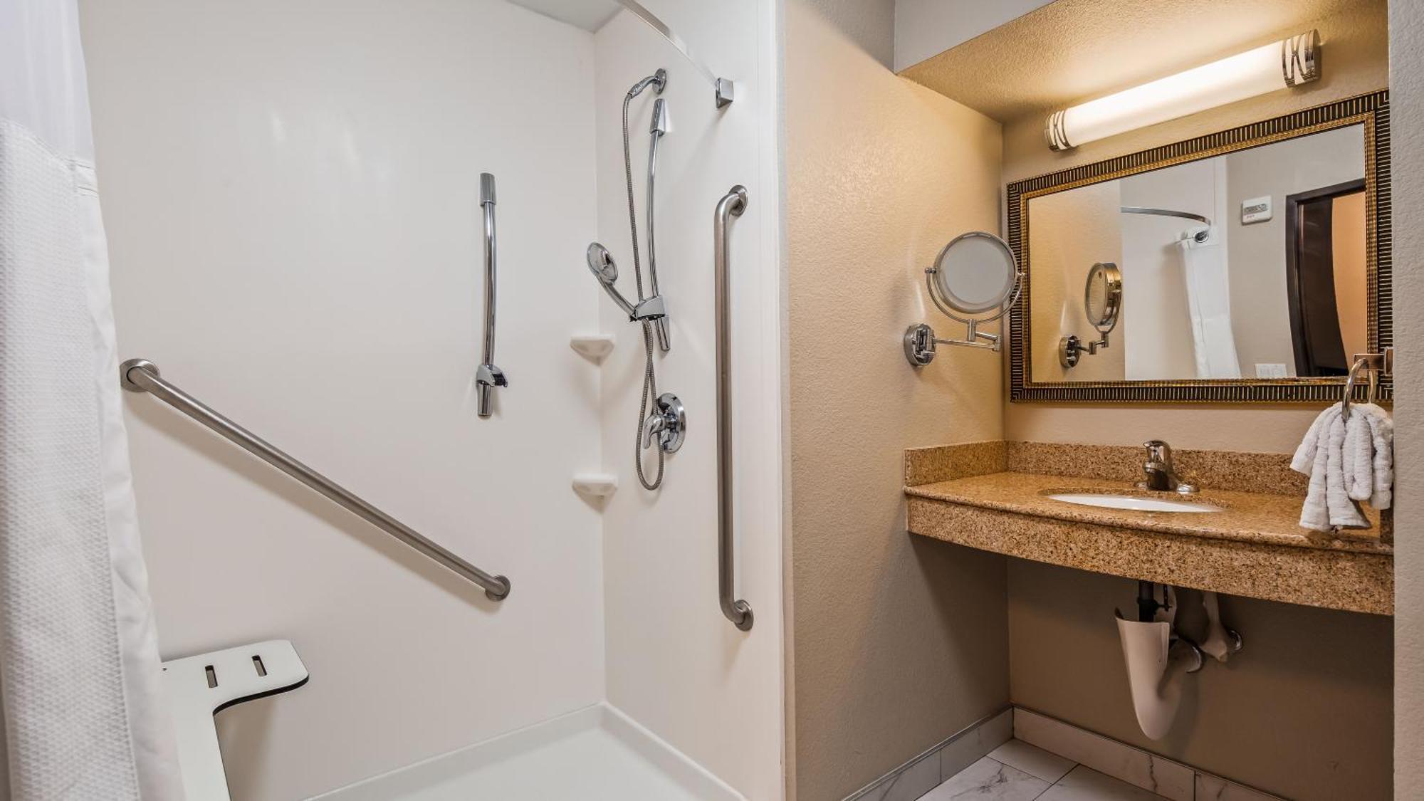 Queen Room with Two Queen Beds and Walk-In Shower - Disability Access/Non-Smoking