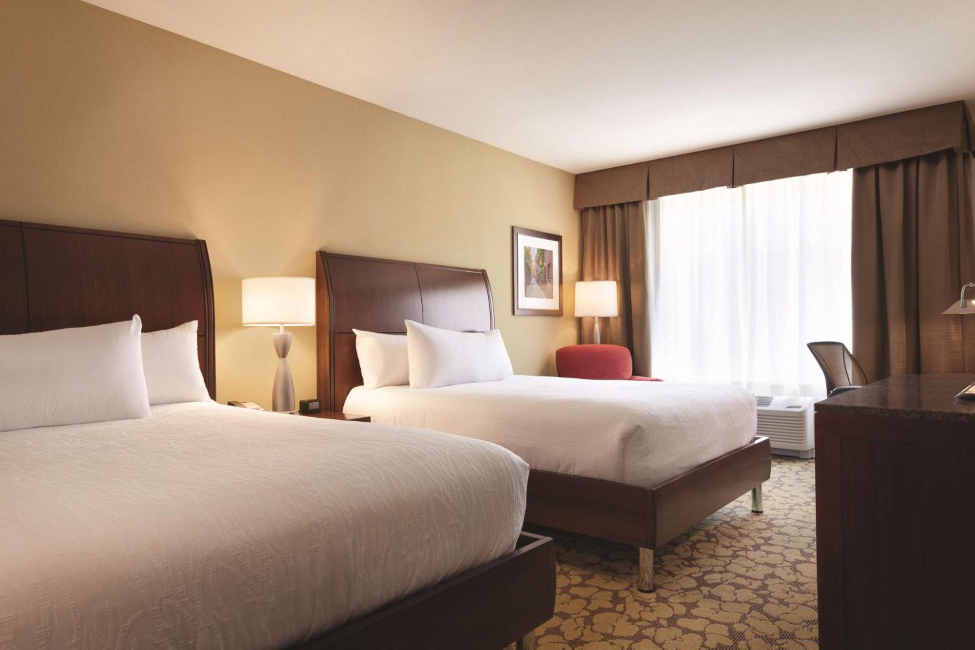 Queen Room with Two Queen Beds,1275388654:JPEG
