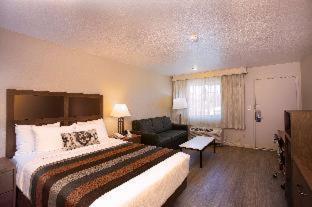 King Room with Sofa Bed and Balcony - Non-Smoking