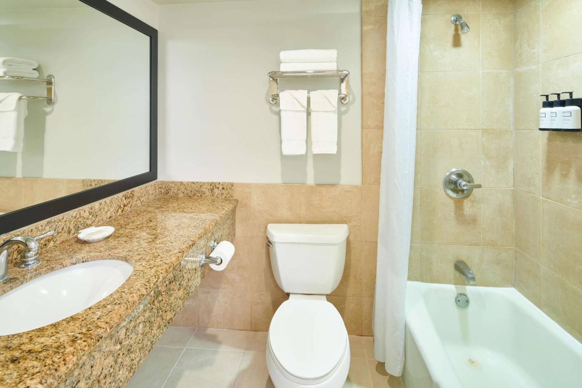 King Room,1498892764:JPEG