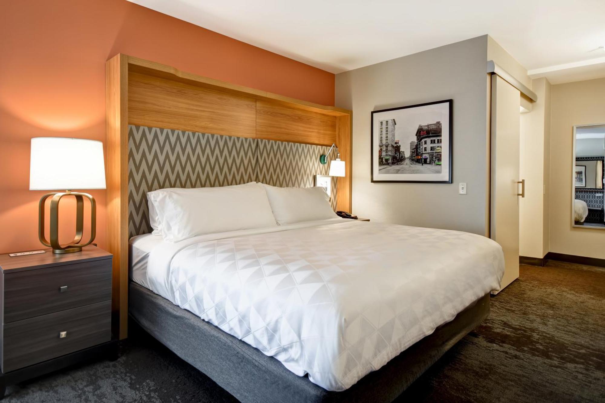 Standard King Room