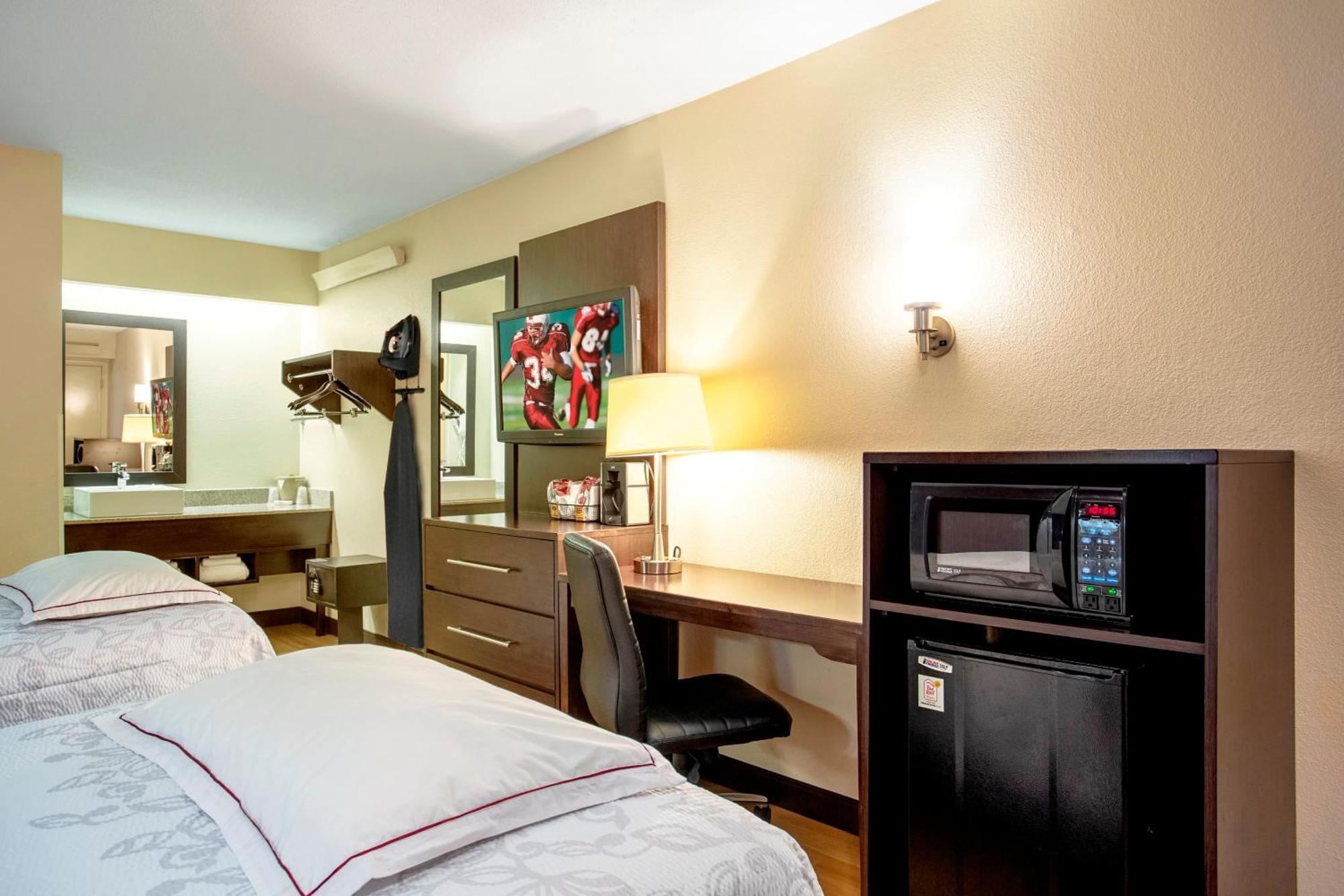 Premium Room with Two Double Beds Smoke Free