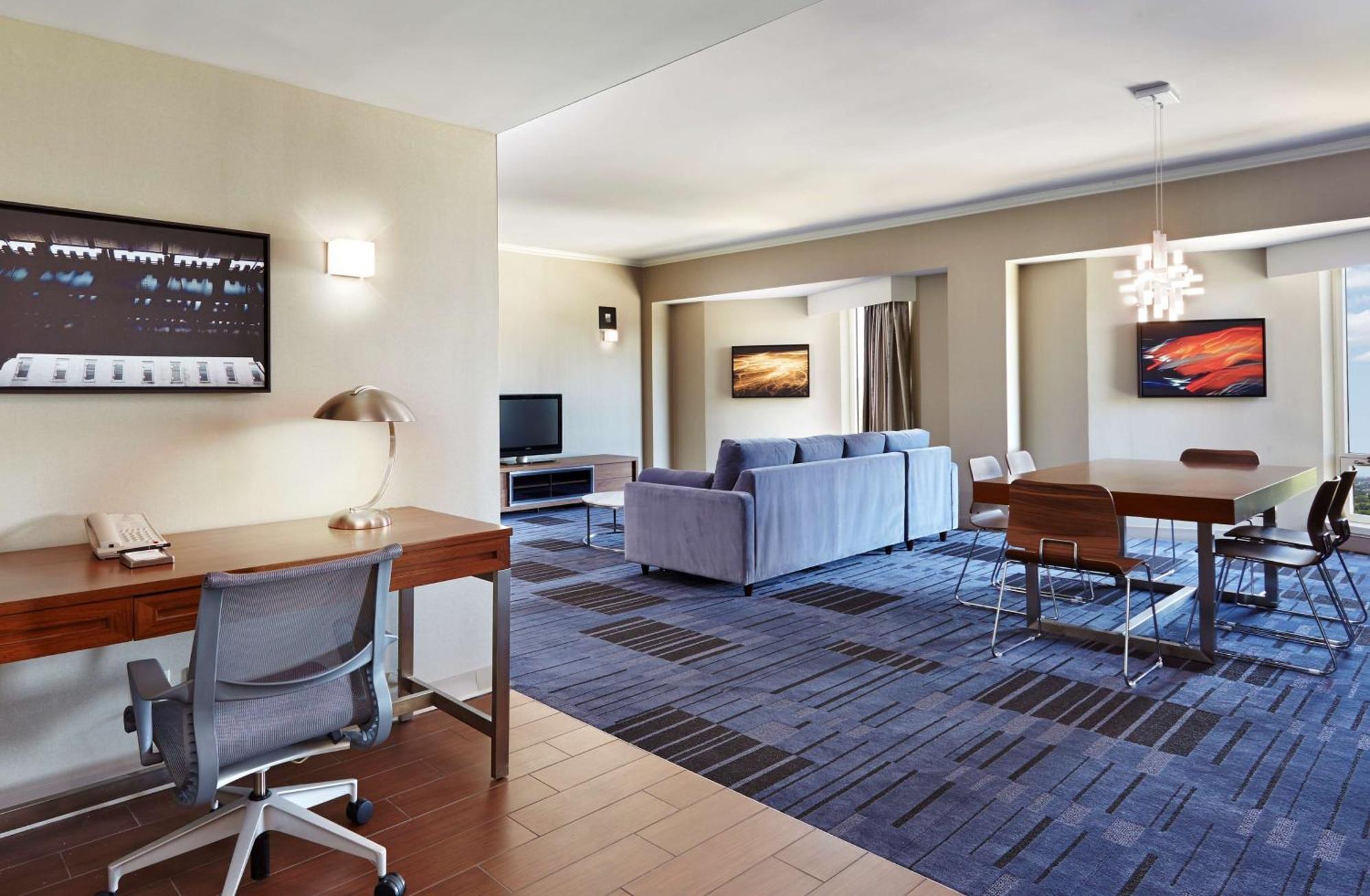 One-Bedroom Executive King Suite