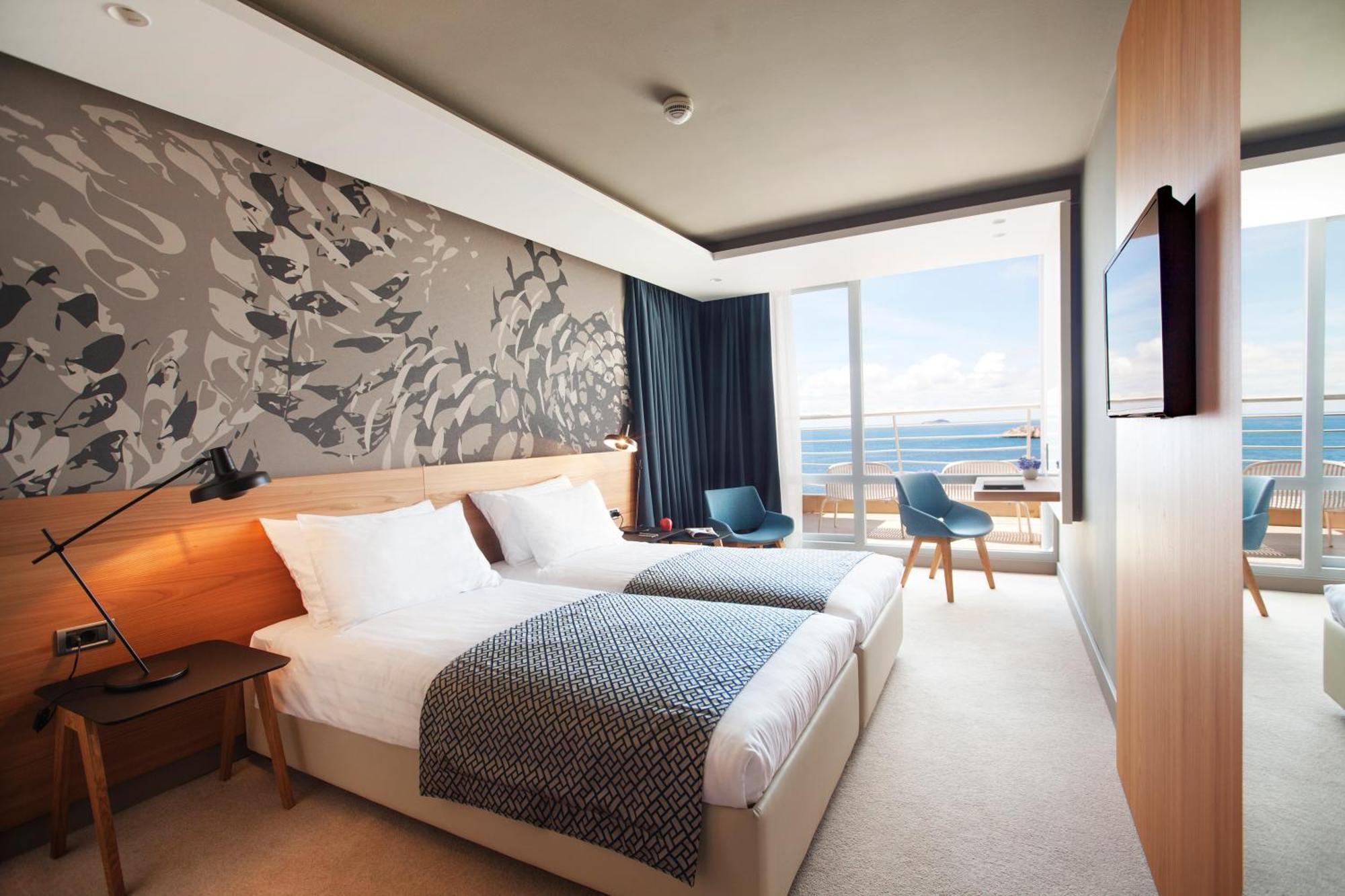 Superior Sea View Balcony Room with festive buffet dinner on New Year's Eve