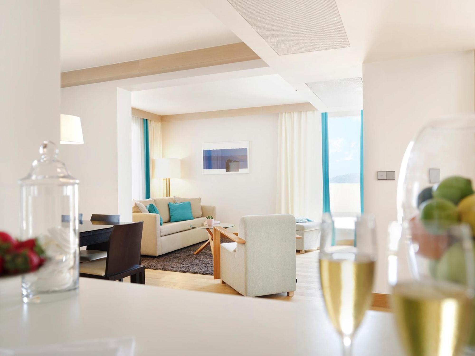 Deluxe 1 Bedroom Residence Sea View