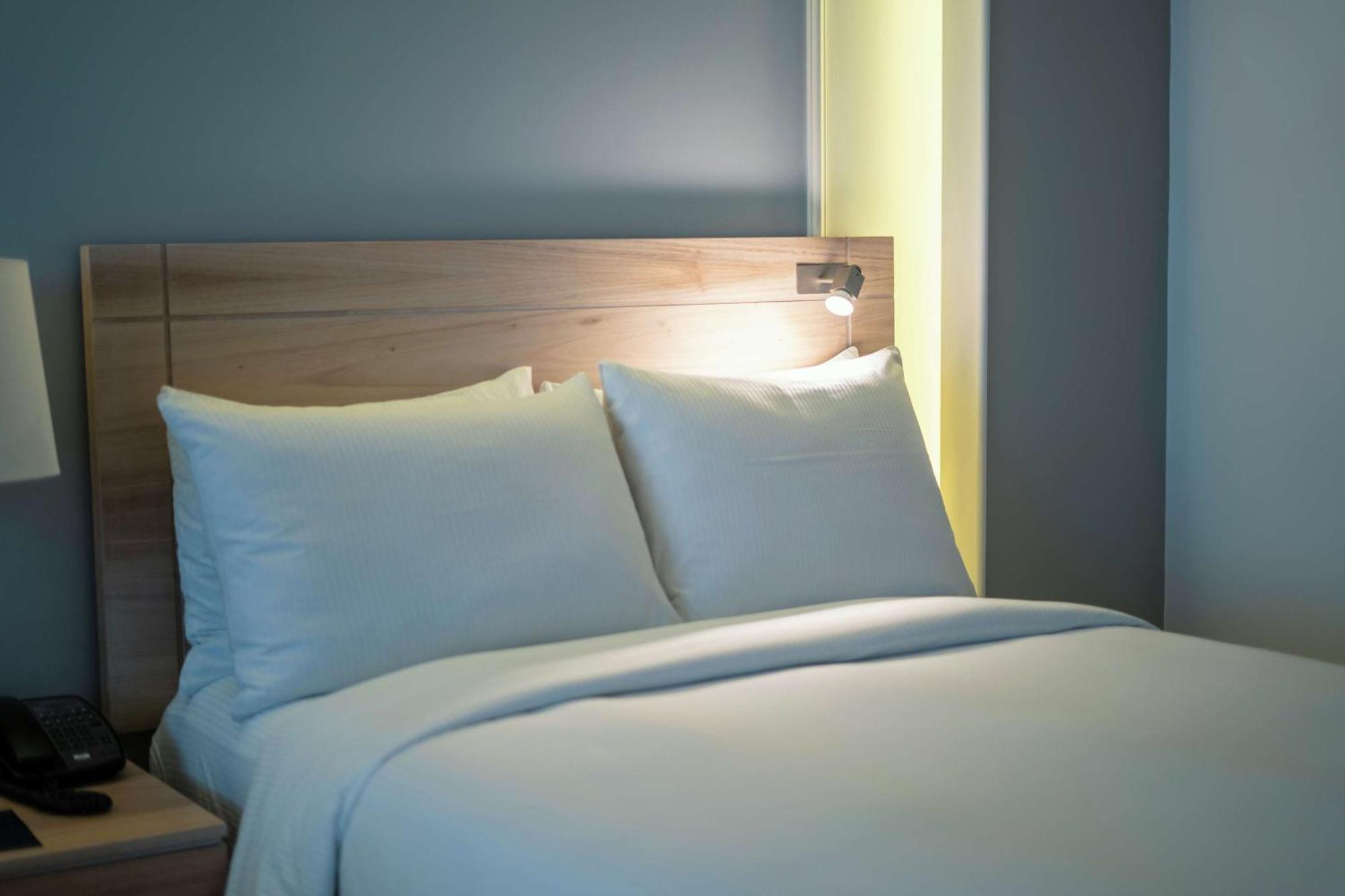 King Room,1441398793:JPEG