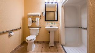 Queen Room with Walk-In Shower - Disability Access/Non-Smoking