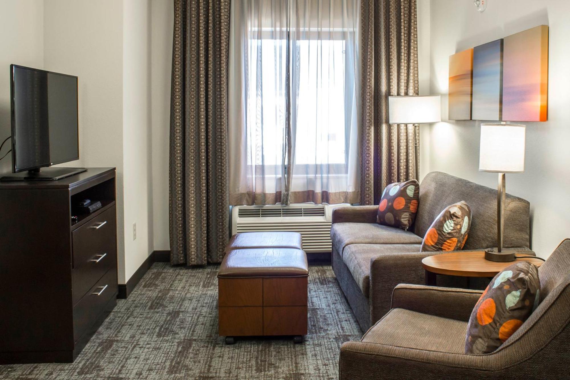One-Bedroom Suite with Two Queen Beds
