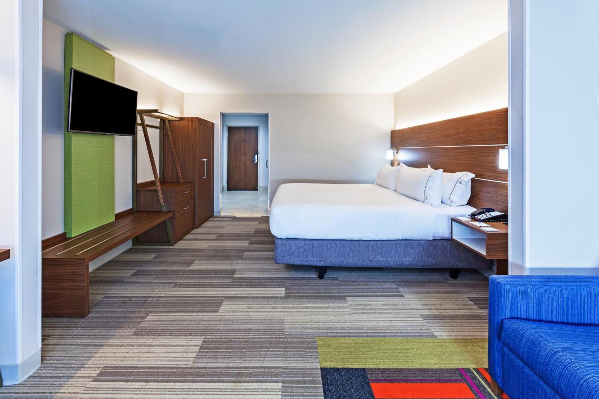 King Suite with Sofa Bed