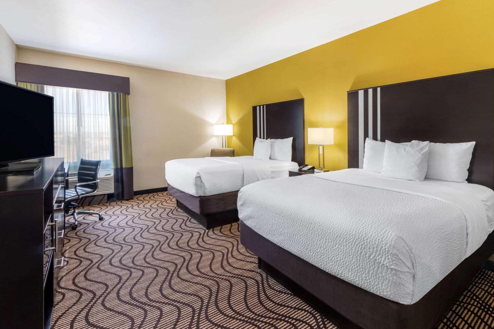 Queen Room with Two Queen Beds - Disability Access