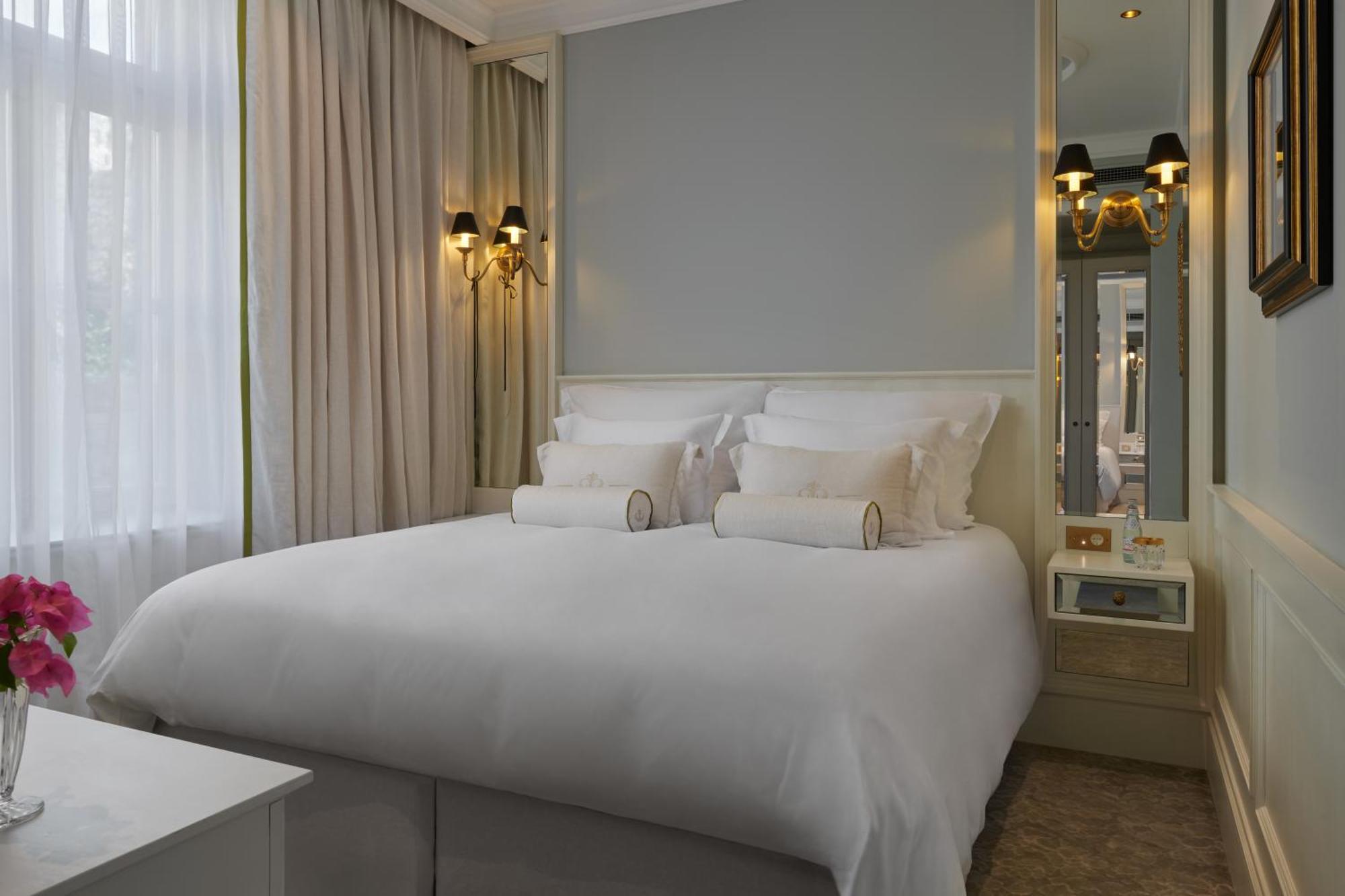 Double or Twin Room with City View