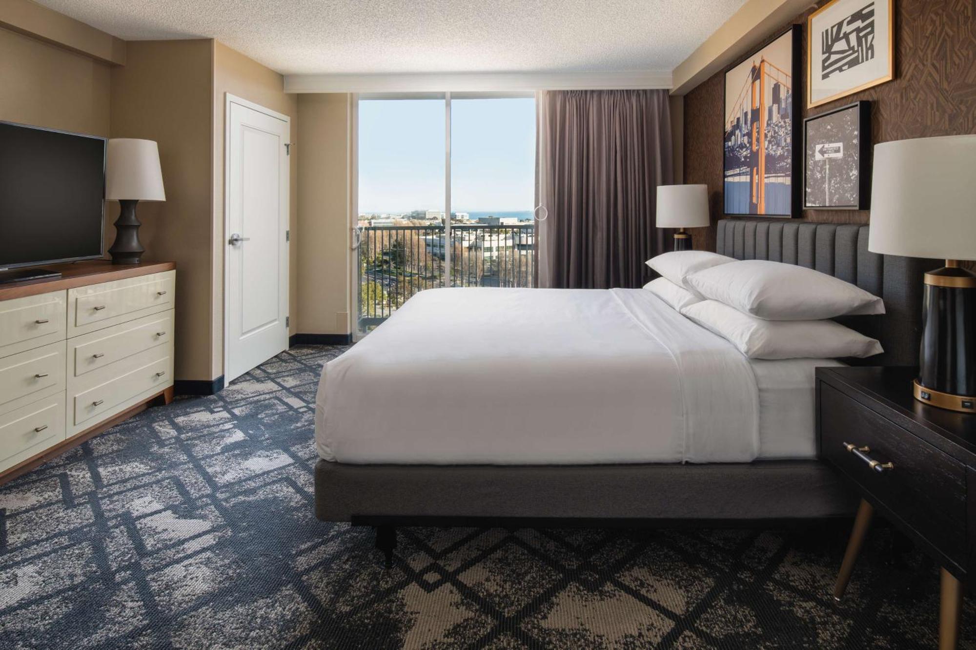 King Room - Mobility Access/Non-Smoking
