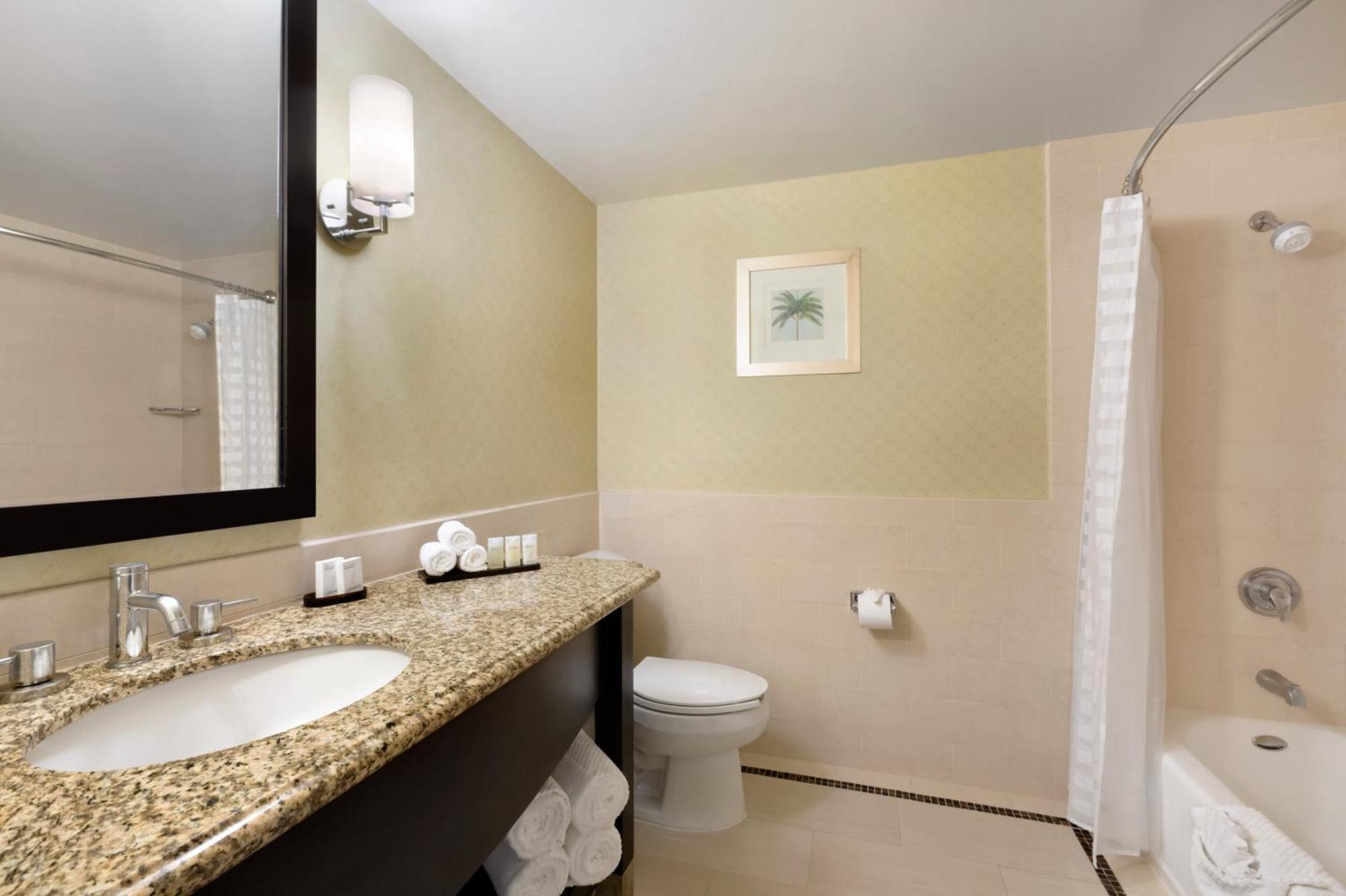 Suite with Two Double Beds - Non-Smoking
