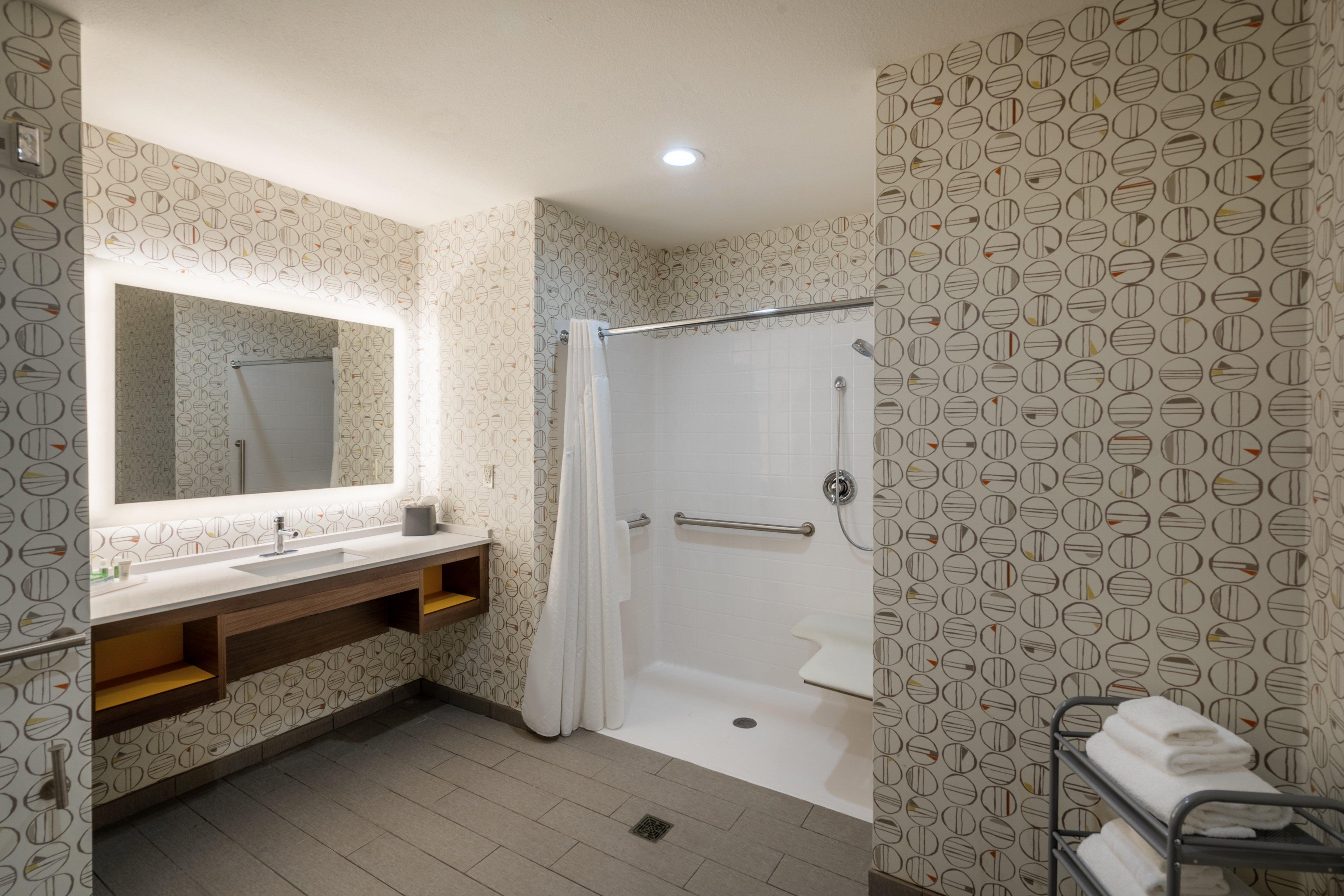 Standard King Room - Mobility Accessible