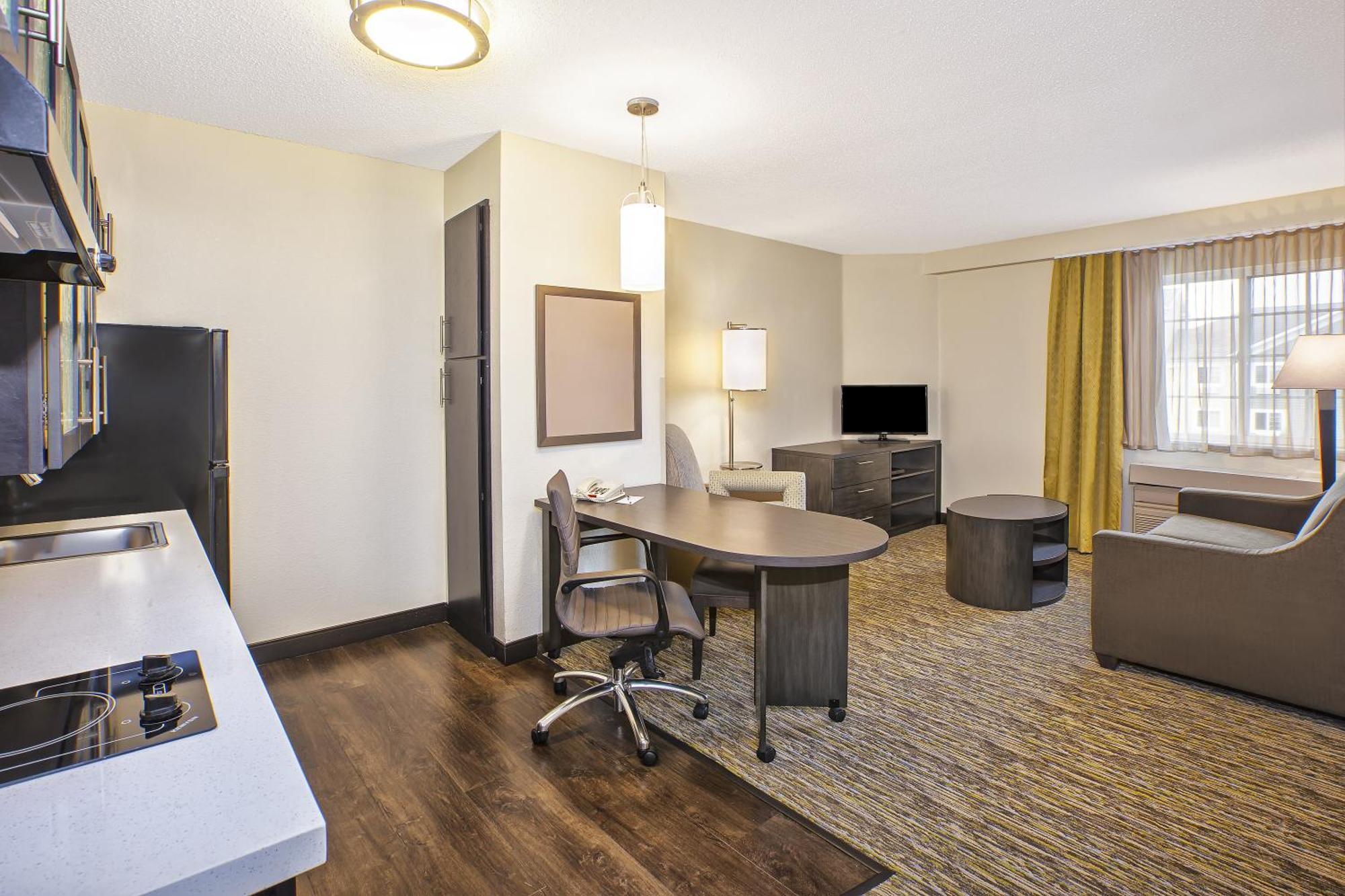 One-Bedroom Queen Suite with Sofa Bed