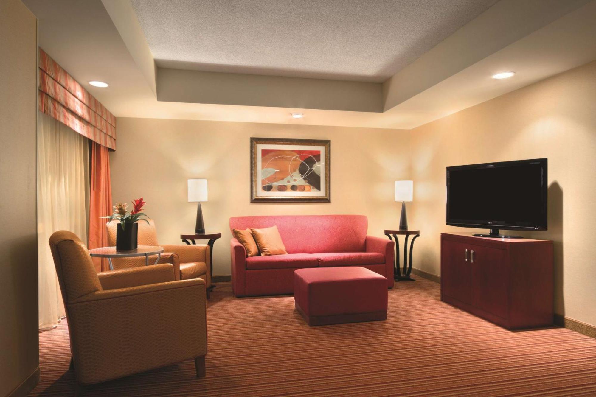 Suite with Two Queen Beds - Non-Smoking,1548841750:JPEG