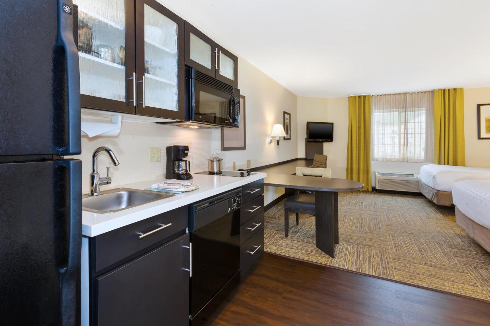 Studio Suite with Two Double Beds