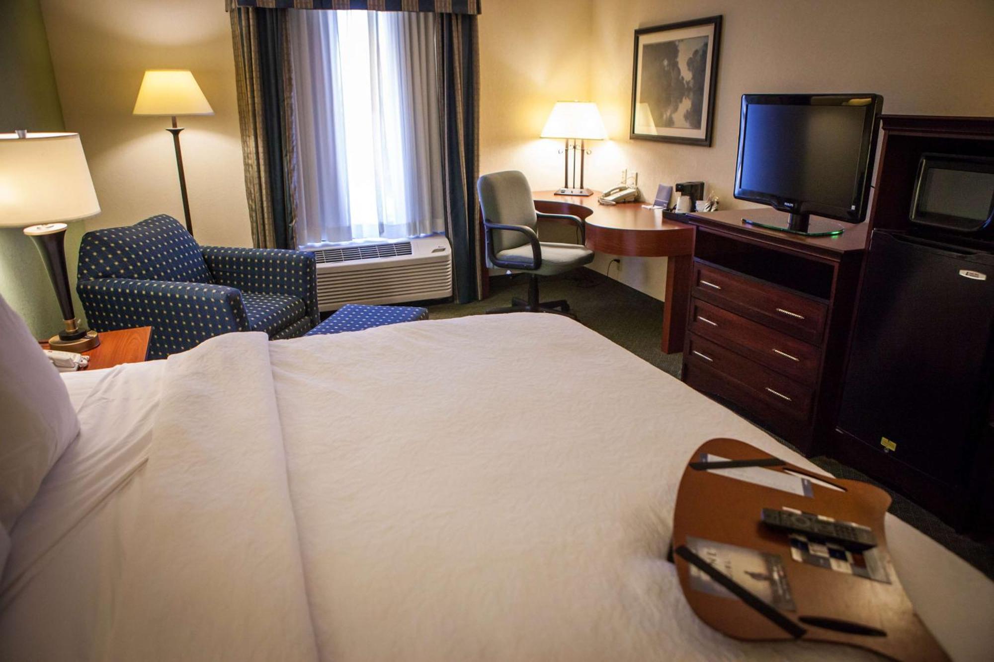 King Room with King Bed - Non-Smoking,1280592946:JPEG