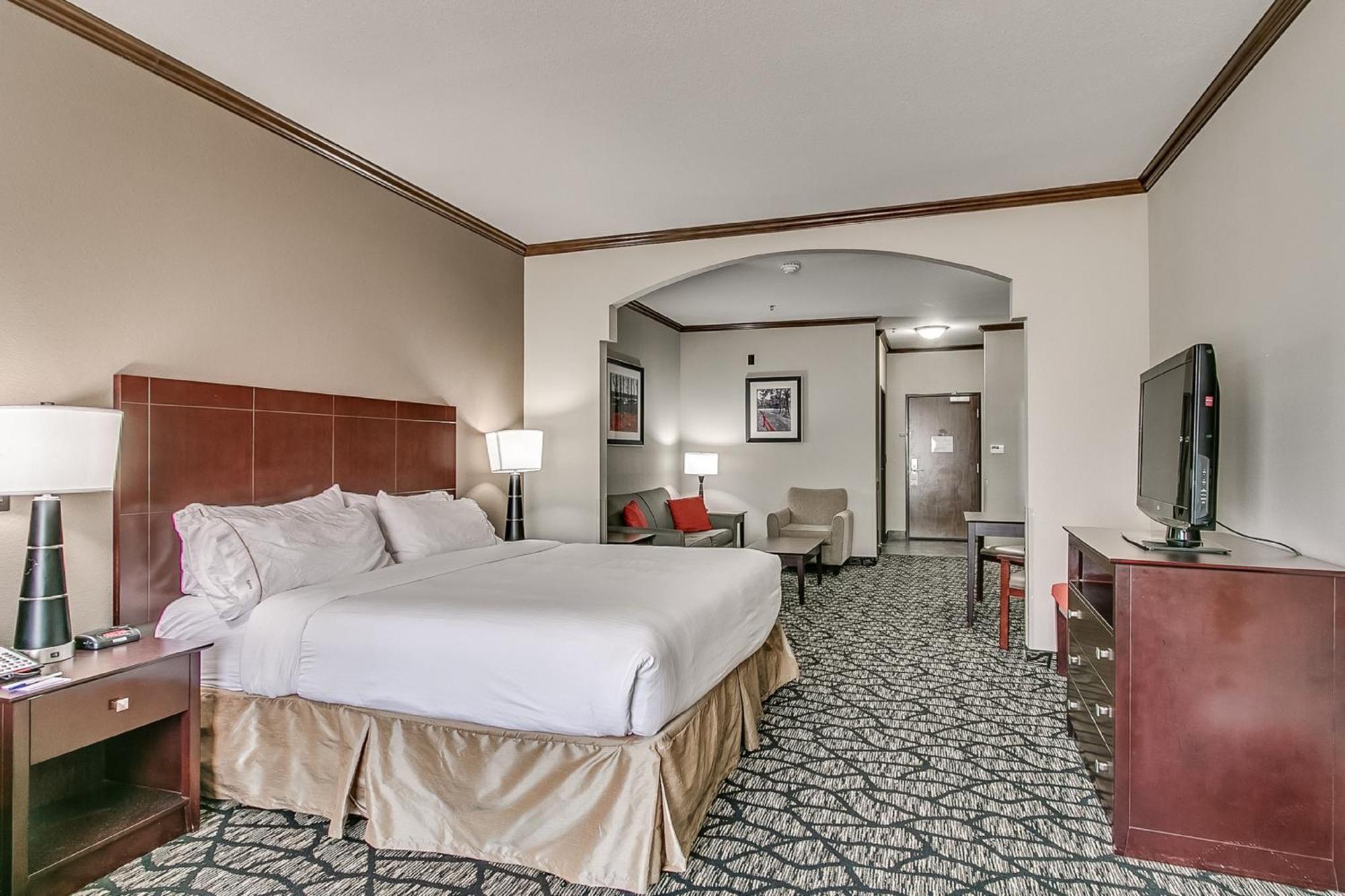 Standard King Room
