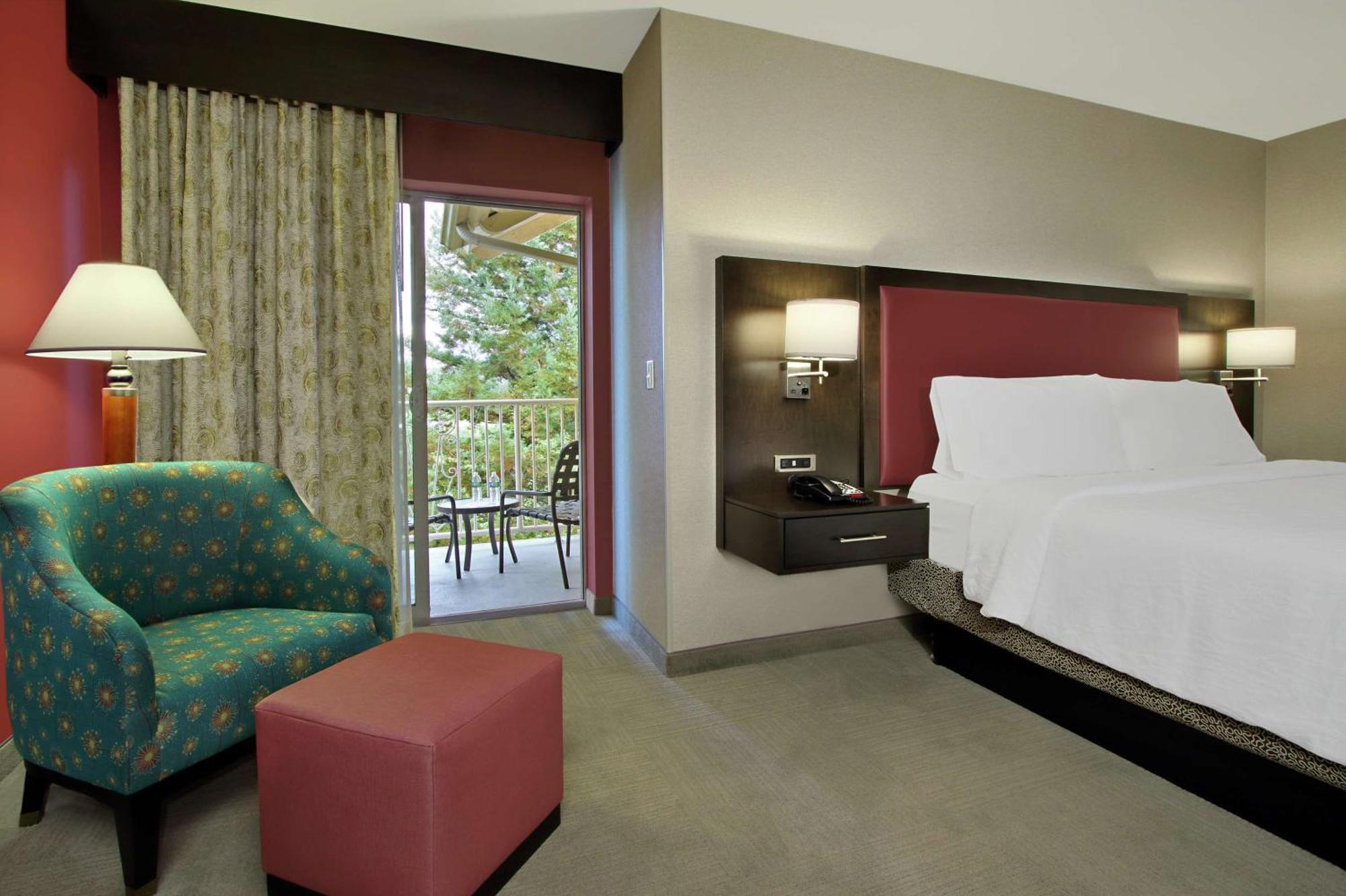 King Room with Balcony
