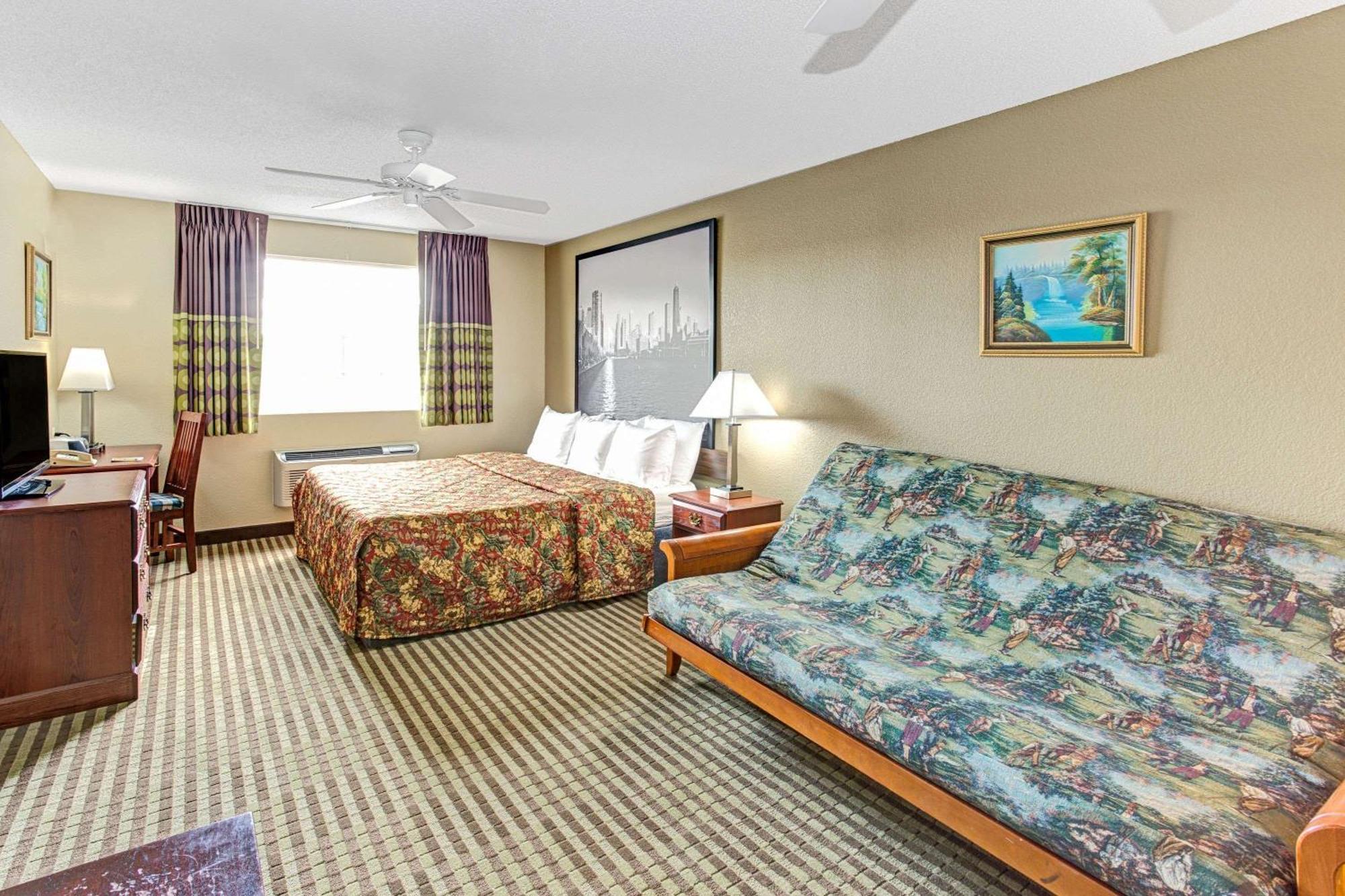 King Suite with Sofa Bed - Non-Smoking