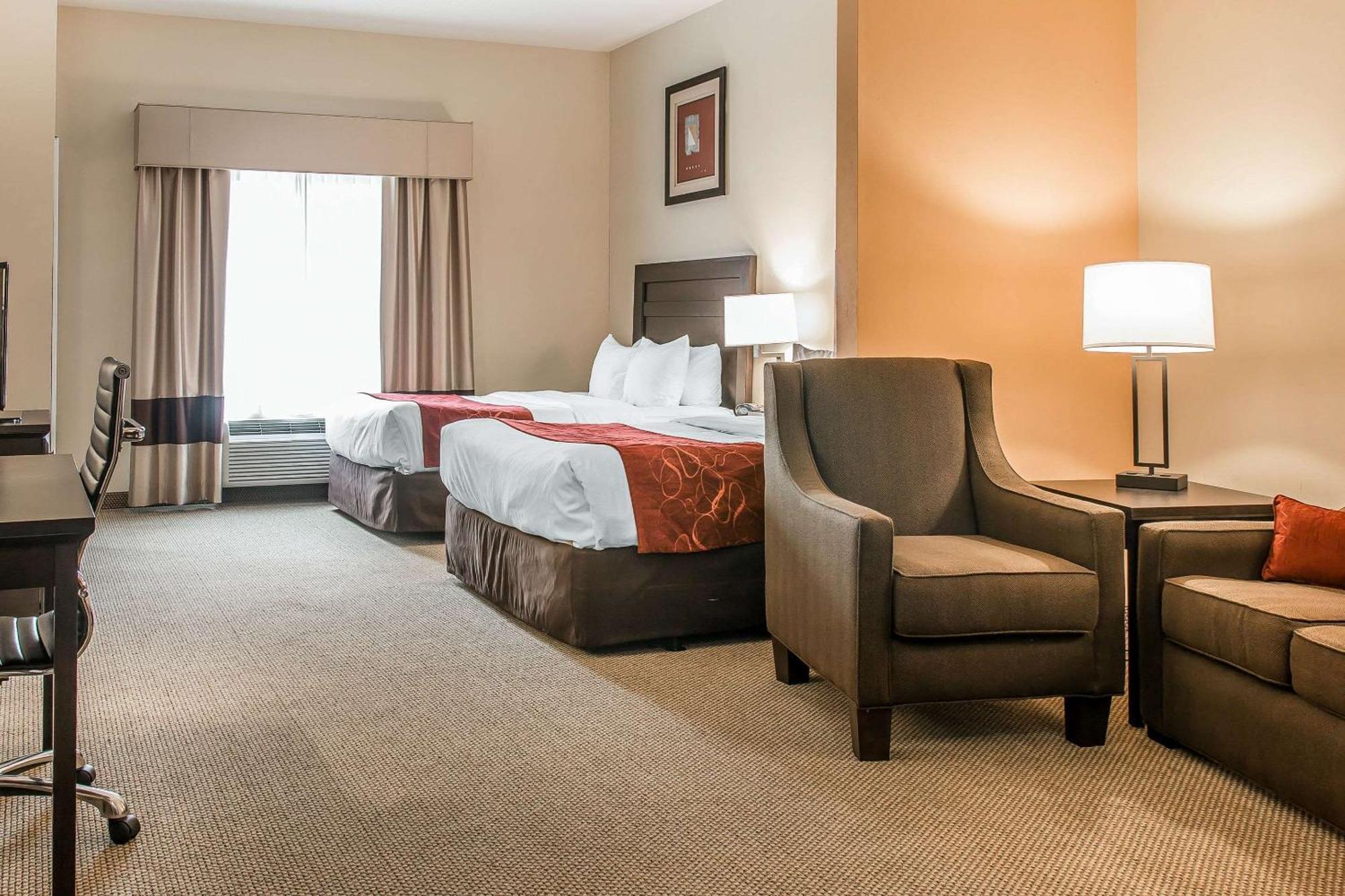 Suite with Two Queen Beds - Accessible/Non-Smoking