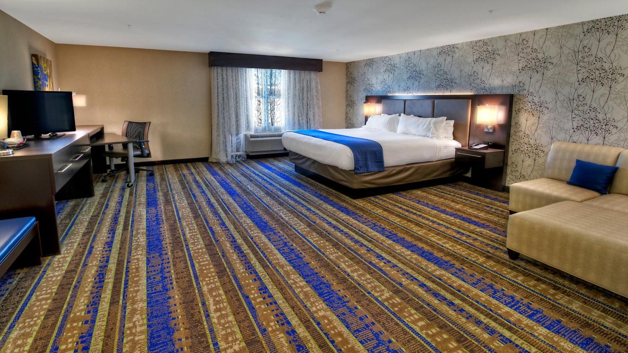Premium King Room