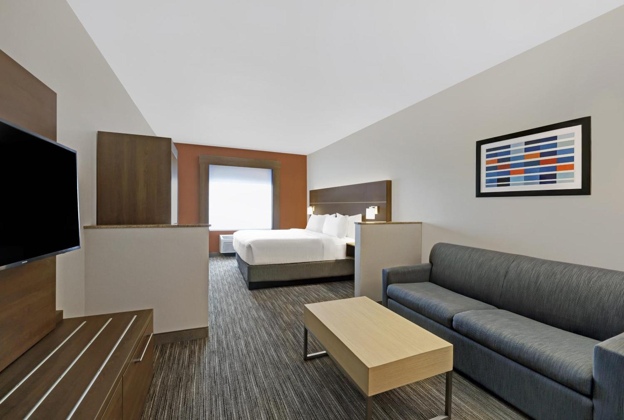King Suite - Non-Smoking,1281423001:JPEG