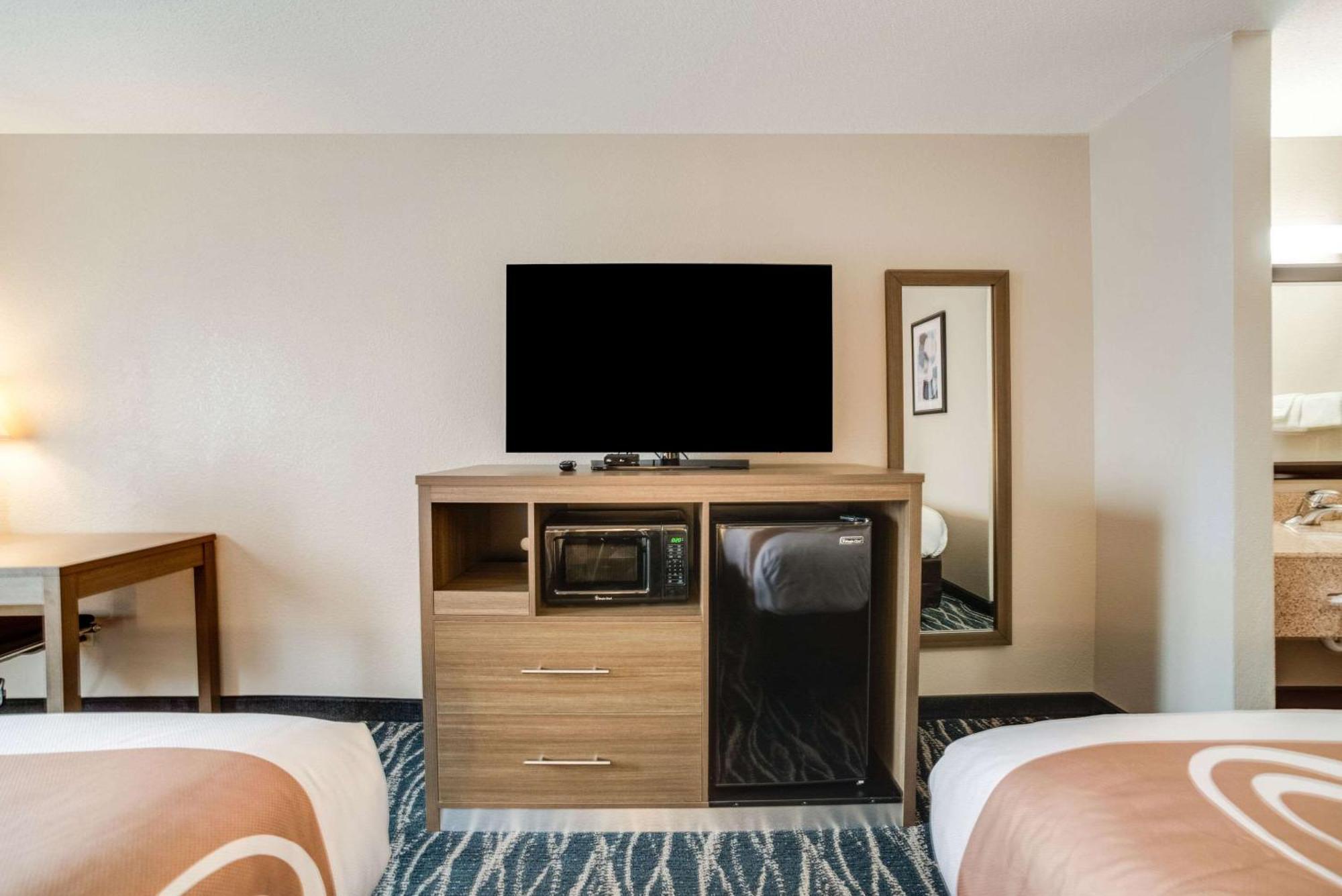 Double Room with Two Double Beds - Non-Smoking