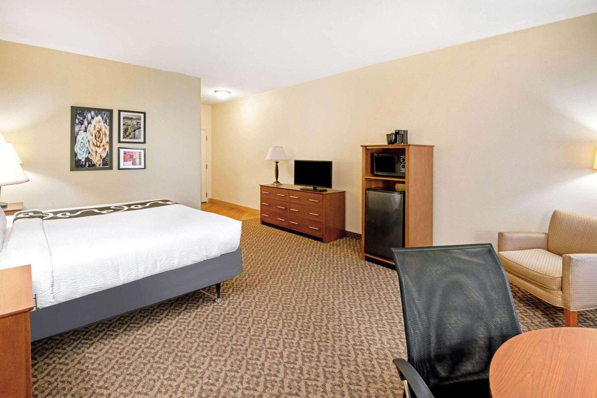 King Room - Mobility Access/Non-Smoking