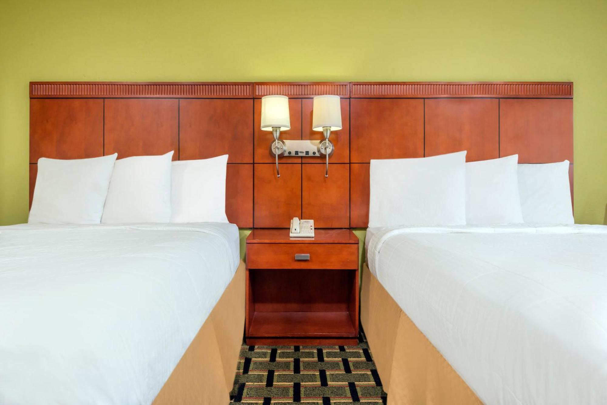 Queen Room with Two Queen Beds - Non-Smoking