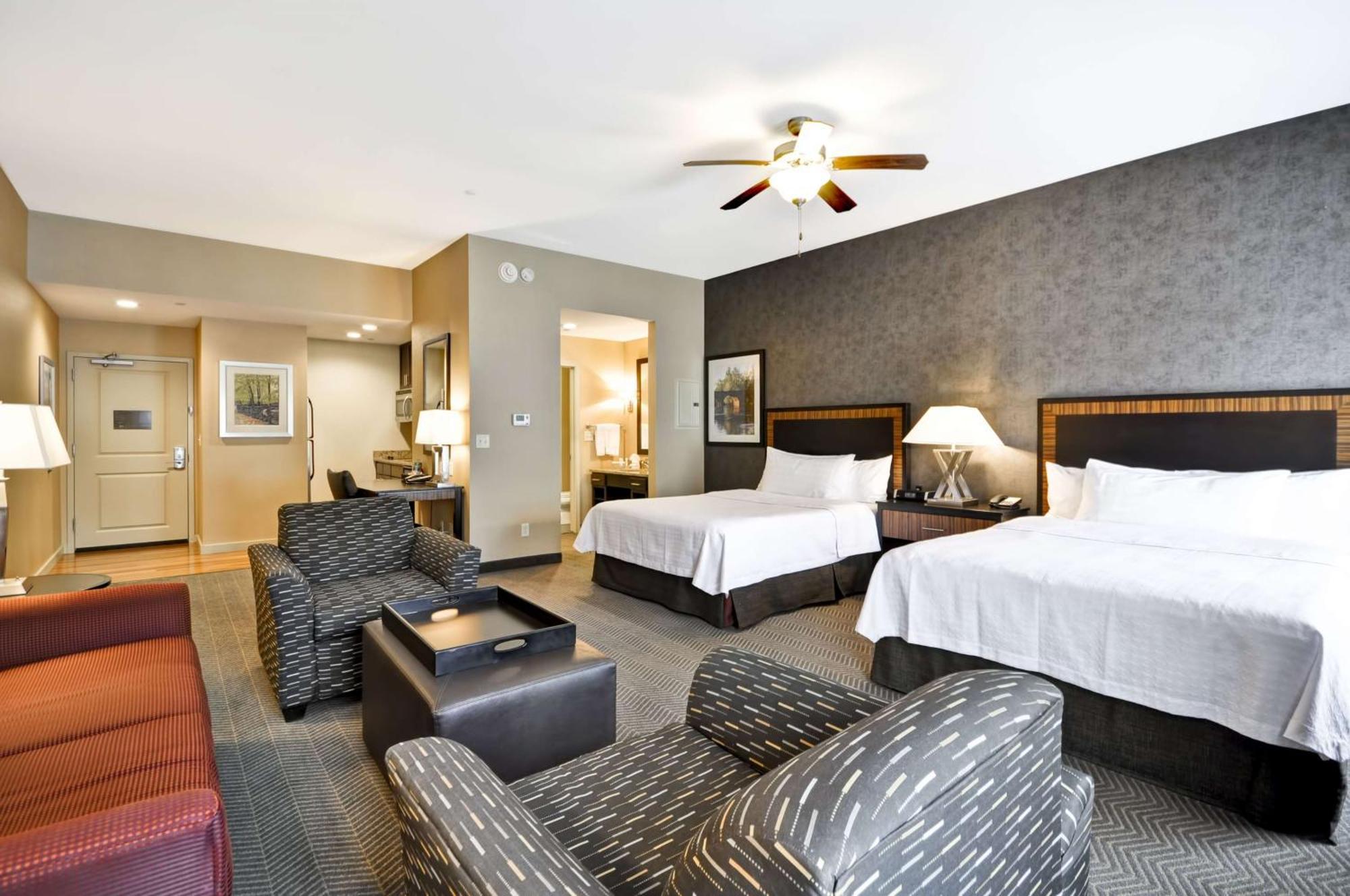 Queen Studio with Two Queen Beds - Non-Smoking,1281866509:JPEG