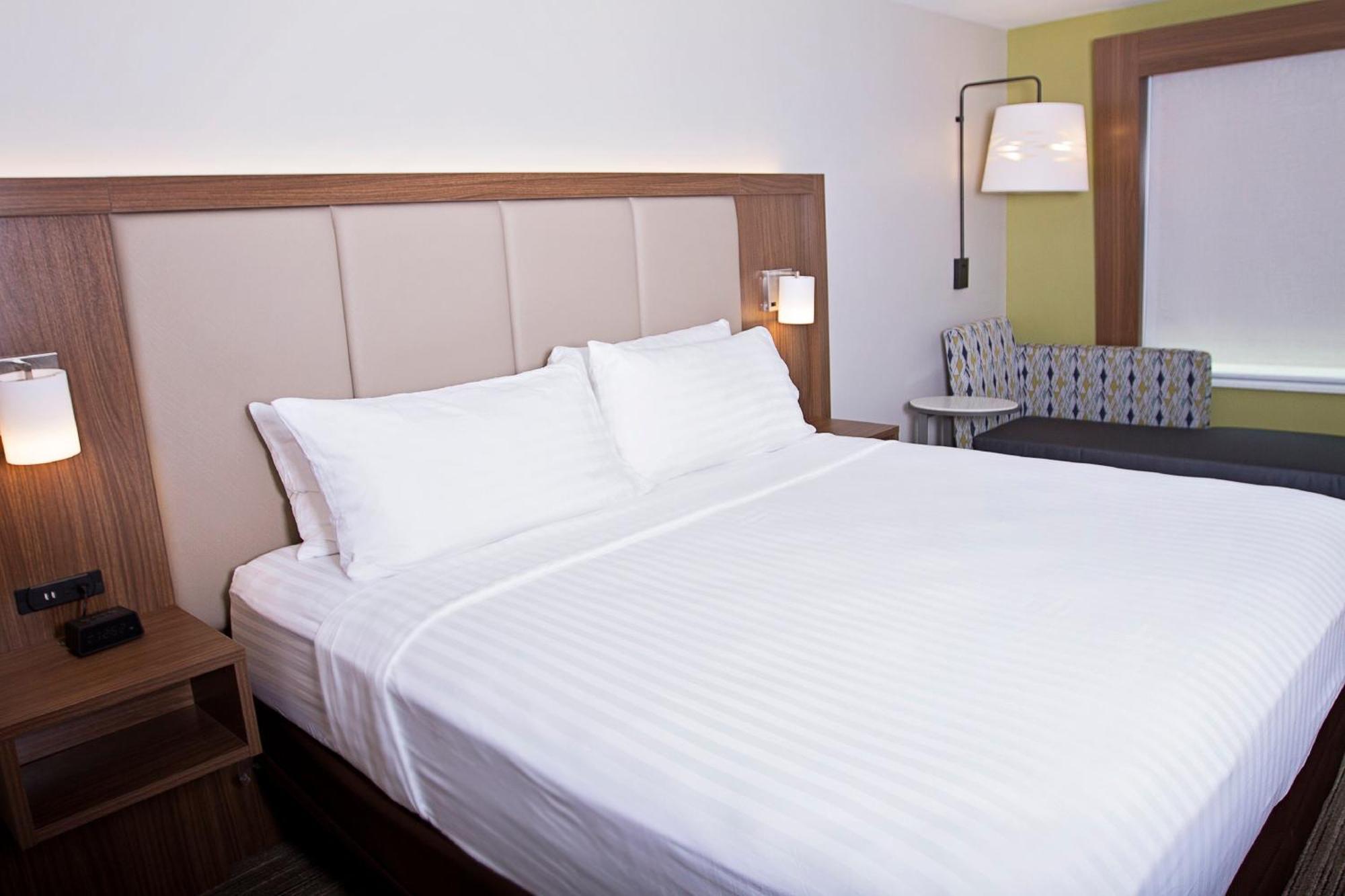 King Suite with Sofa Bed