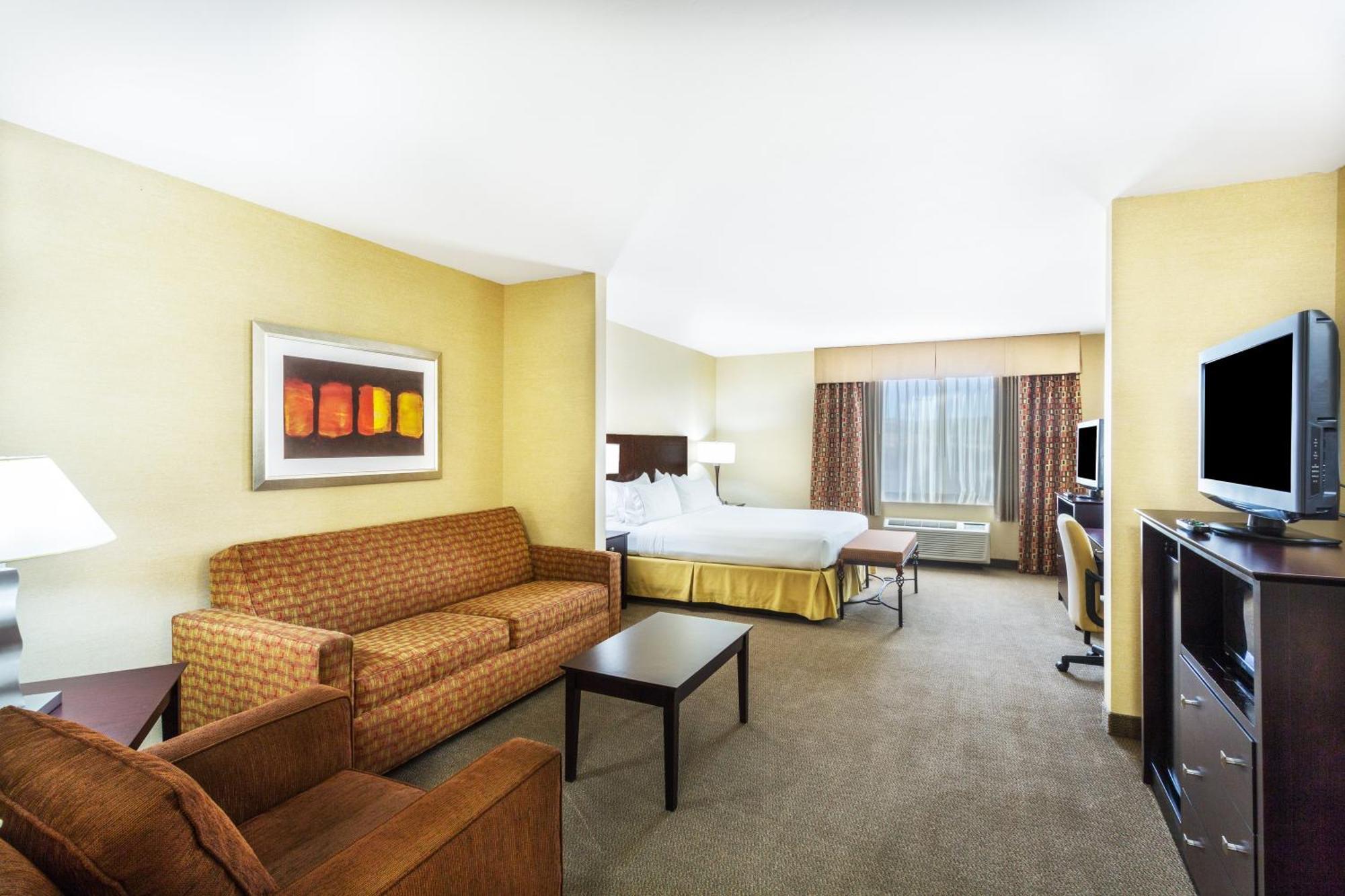 King Suite with Sofa Bed