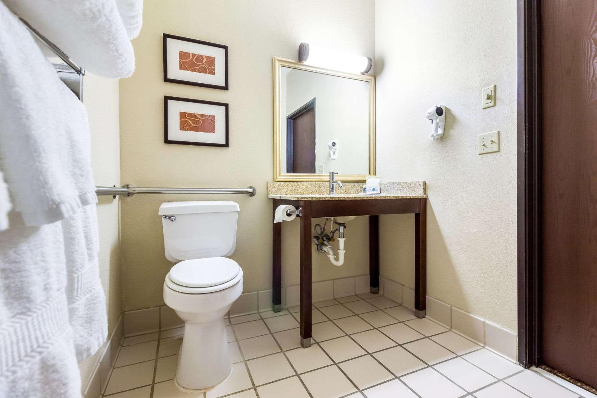 Suite with Two Queen Beds - Accessible/Non-Smoking
