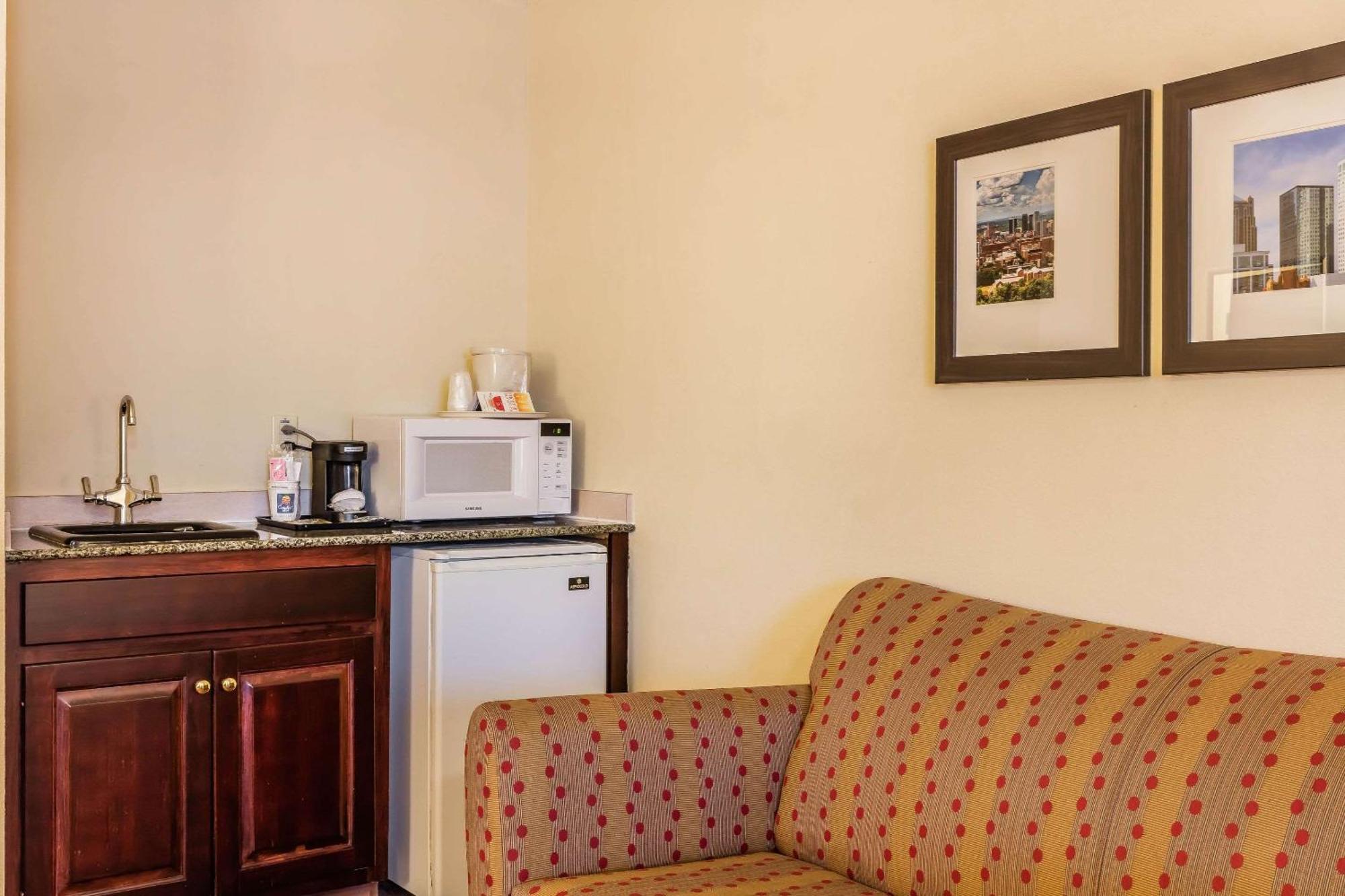 King Suite with Sofa Bed