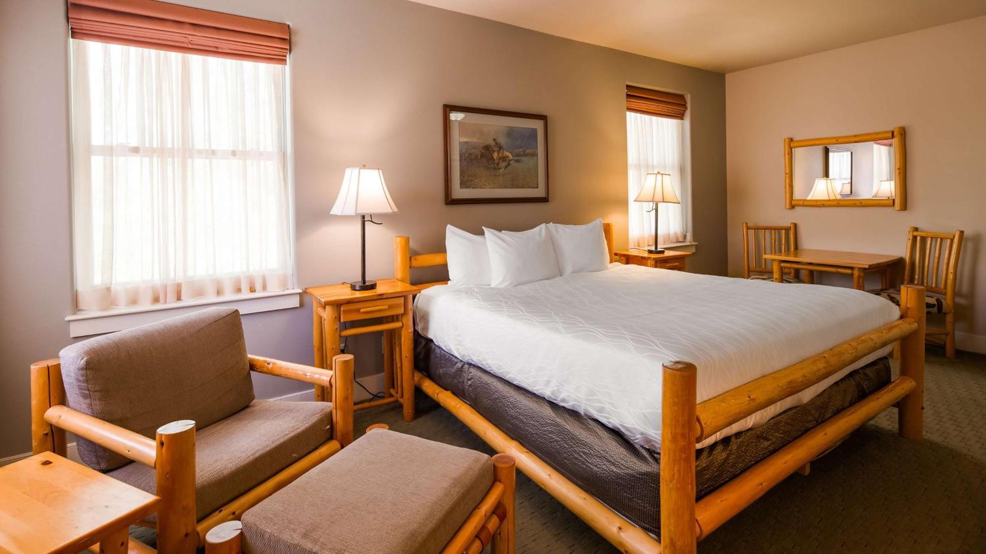 King Room - Non-Smoking/2nd Floor