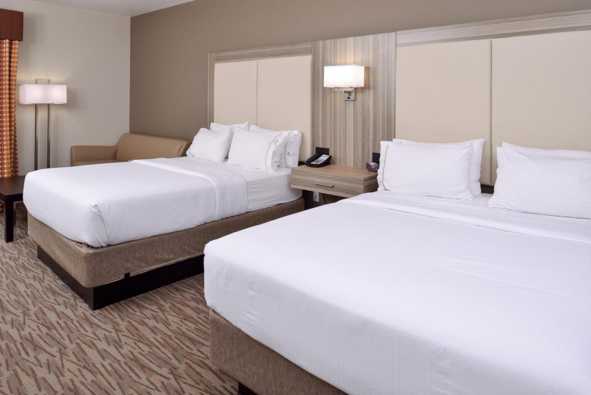 Queen Suite with Two Queen Beds and Sofa Bed