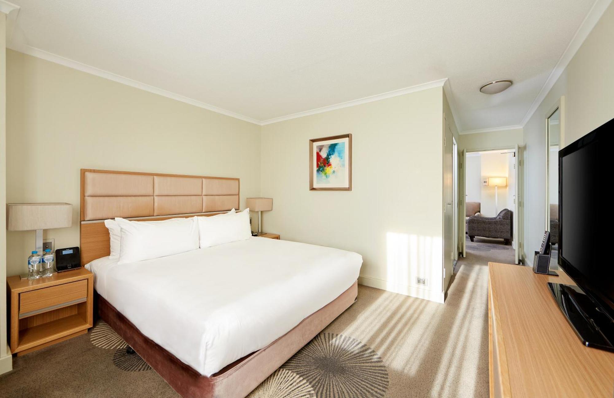 One-Bedroom King Suite,1282686907:JPEG