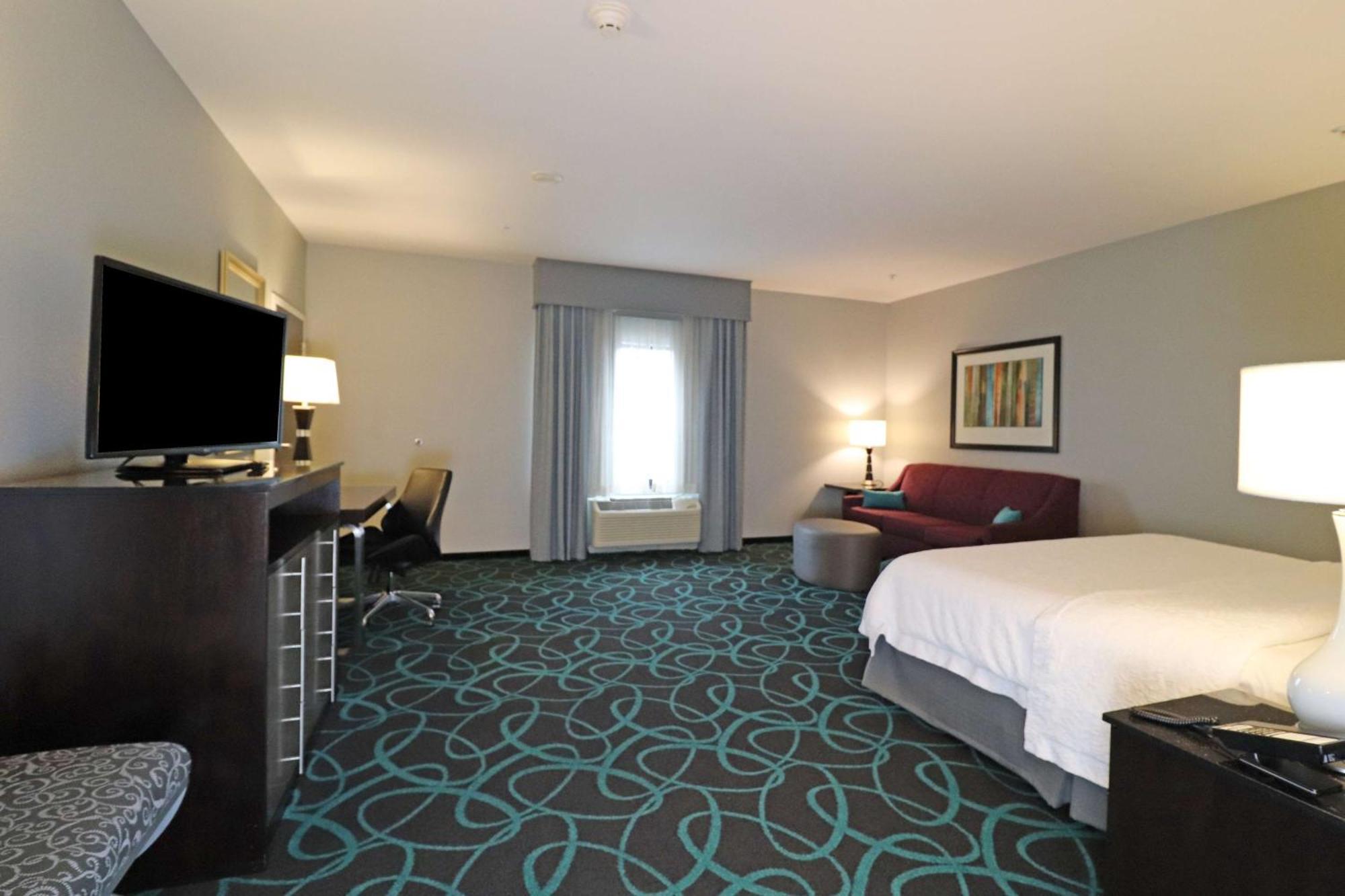 King Room with Accessible Tub - Mobility and Hearing Access/Non-Smoking,1283042488:JPEG