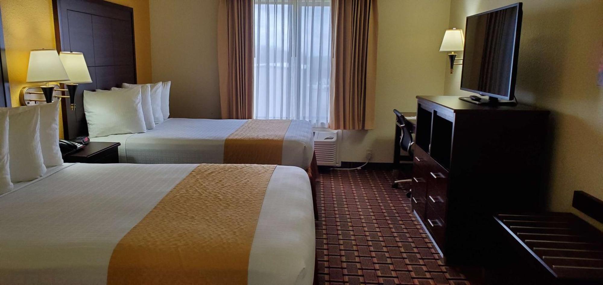 Queen Room with Two Queen Beds - Non-Smoking