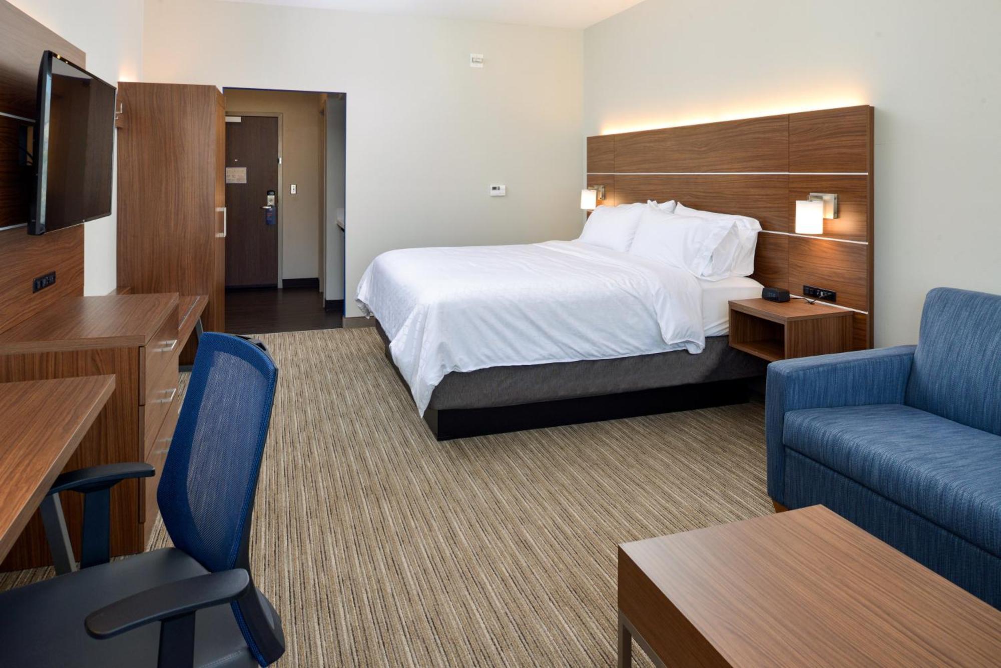 King Suite with Additional Living Area