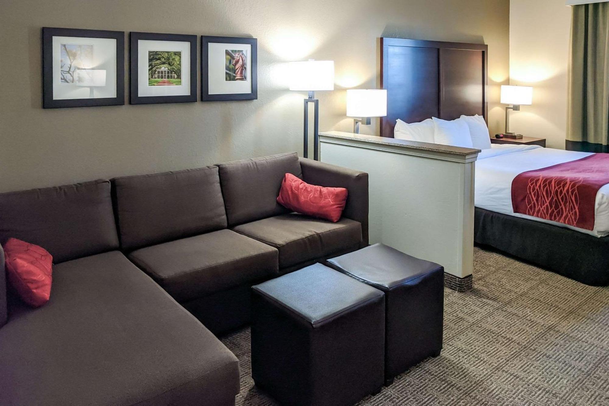 King Suite - Accessible/Non-Smoking,1284462712:JPEG