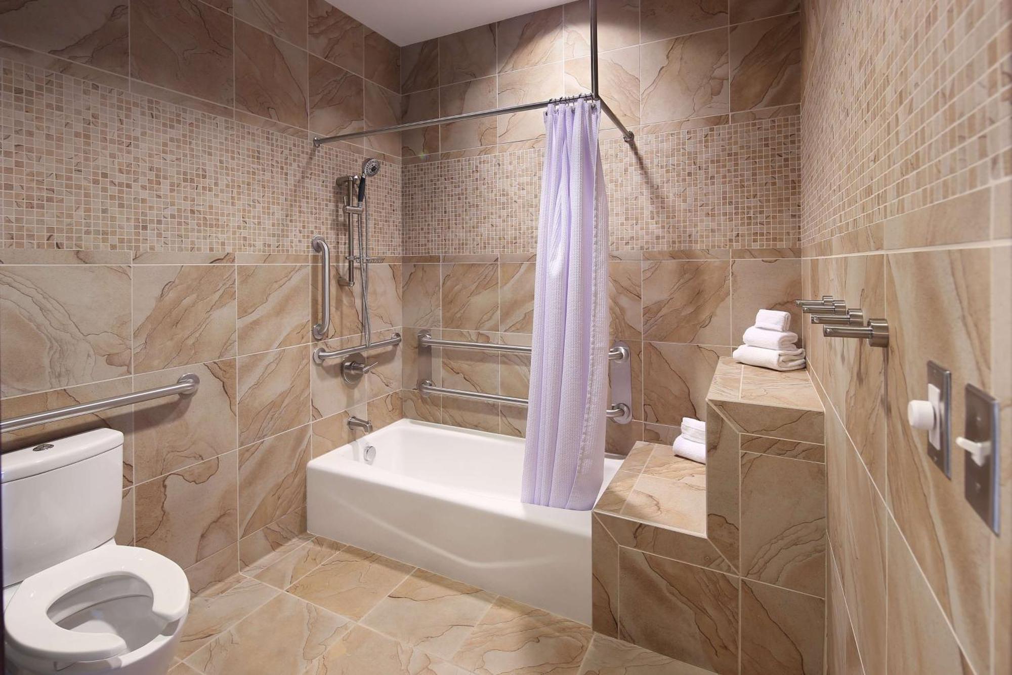 Queen Room with Two Queen Beds and Accessible Tub - Mobility Access