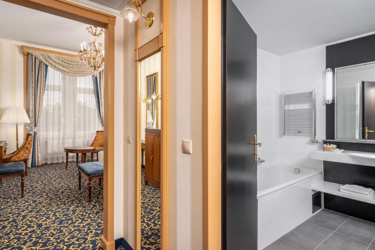 Deluxe Plus Twin Room with Wellness and Fitness Access